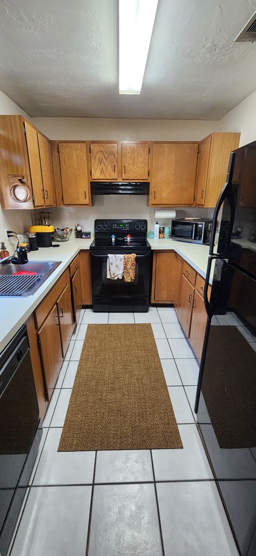 Building Photo - Southfork condos – charming 2-bedroom, 1.5-bath home