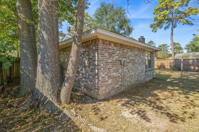 Building Photo - 25534 Sugar Valley Ln