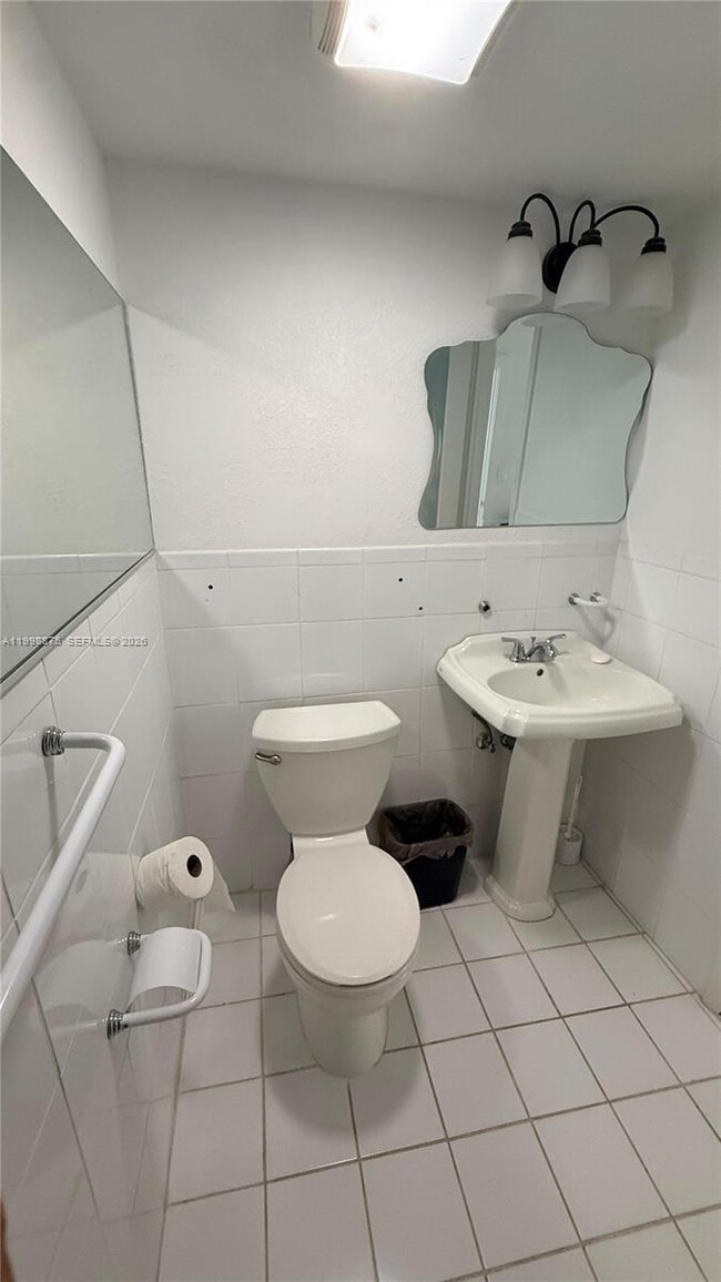 Building Photo - 4841 NW 7th St