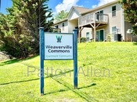 Building Photo - 6 Zell Ln