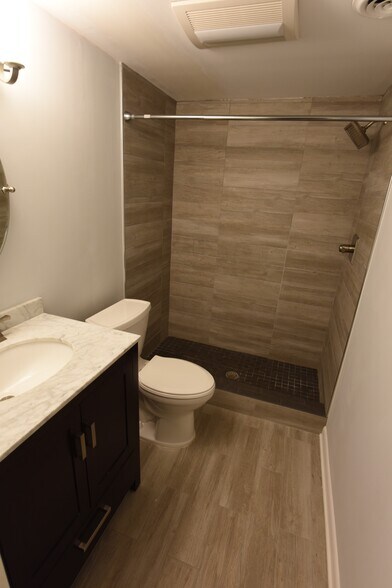 Building Photo - 57 Hanover Cir