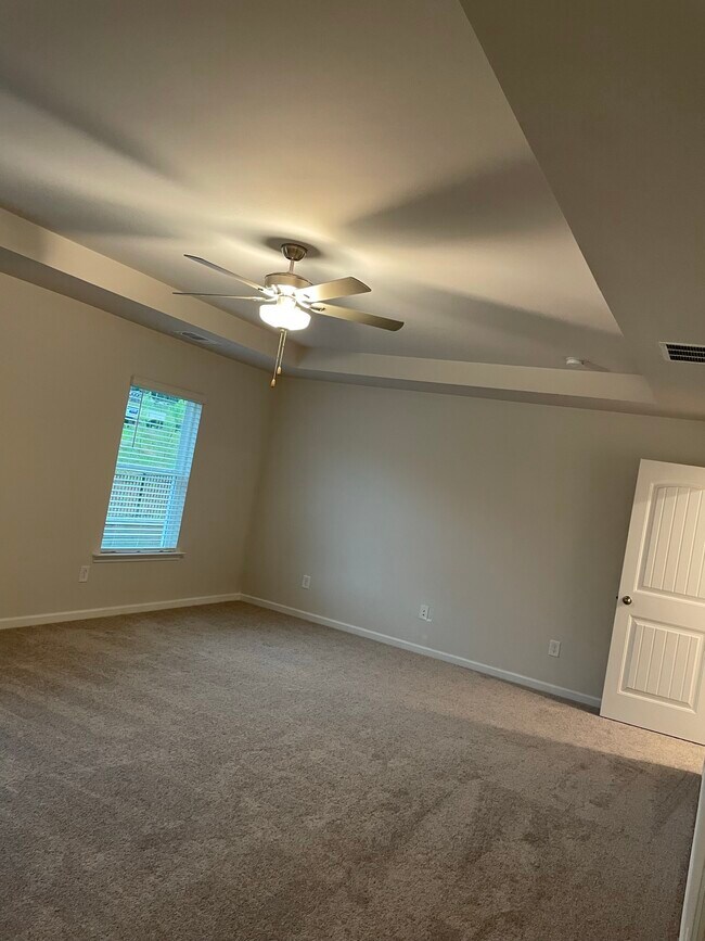 Building Photo - 308 Whitetail Cir