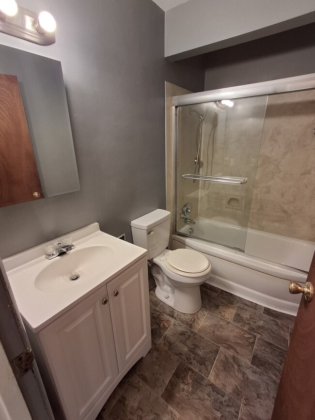 Building Photo - 309 Marie St