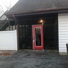 Building Photo - 426 S Seaview Ave