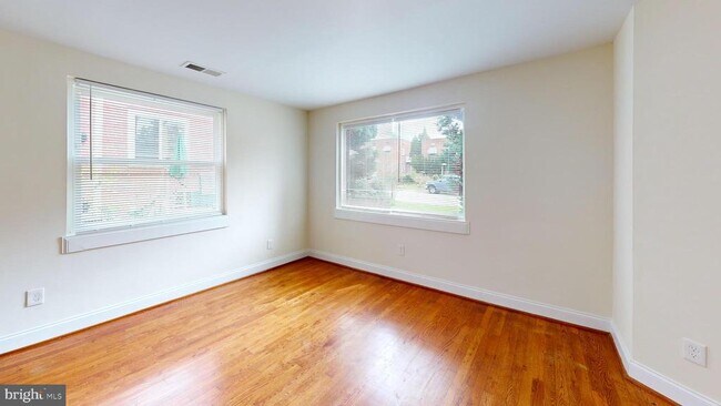 Building Photo - 8514 Chestnut Oak Rd