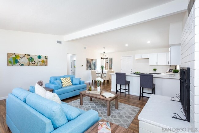 Building Photo - 534 Jeffree St