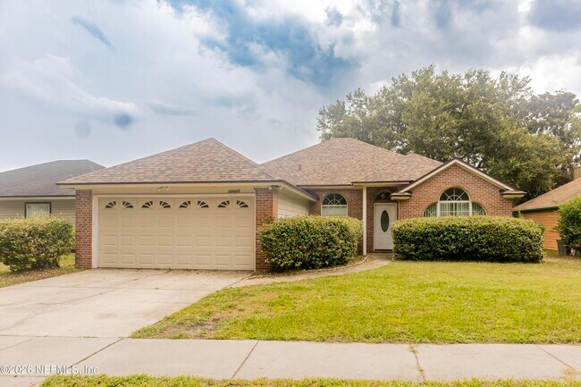 Building Photo - 13625 Las Brisas Way