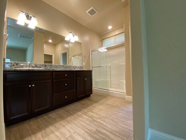 Building Photo - Lovely Newer Home with solar included.