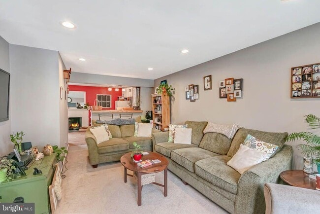 Building Photo - 1677 Brice Ct