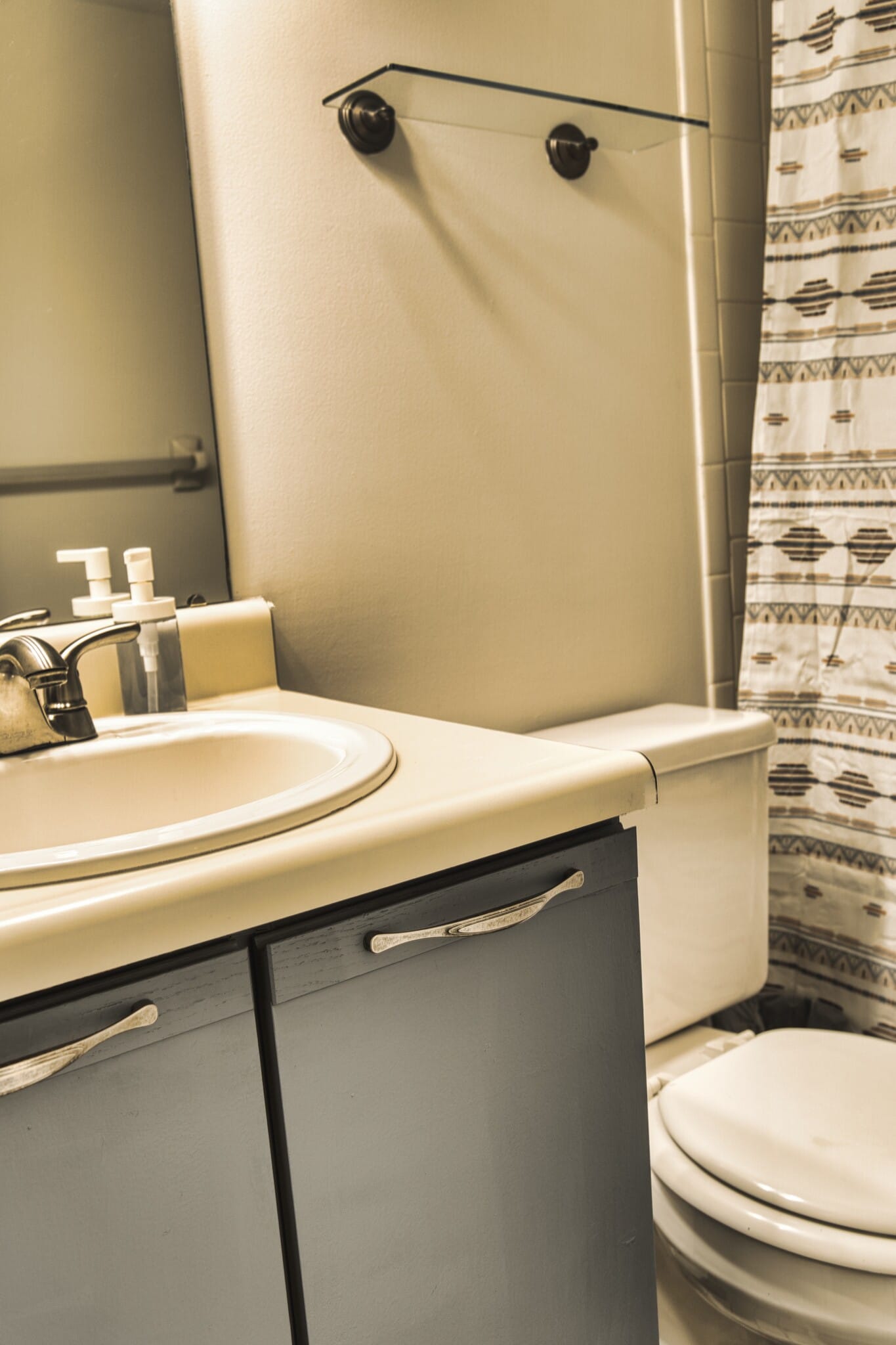 2nd Full Bath (Basement) - 2430 Grandview Ave