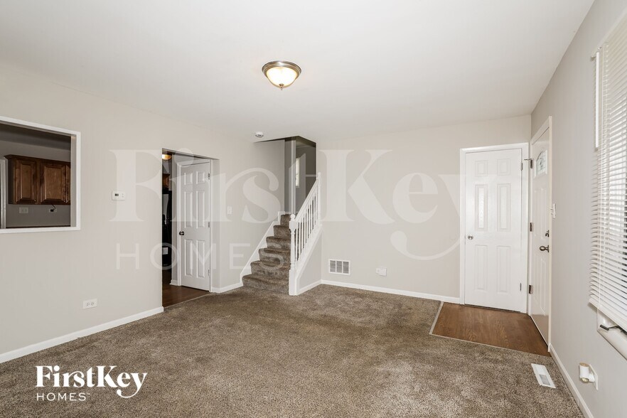 Building Photo - 12865 W Highland Ave
