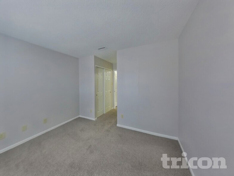 Building Photo - 773 Fern St