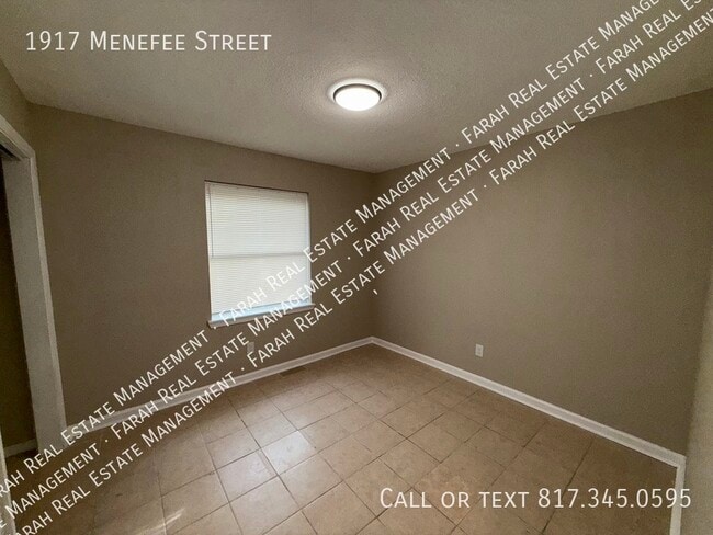 Building Photo - 1917 Menefee St