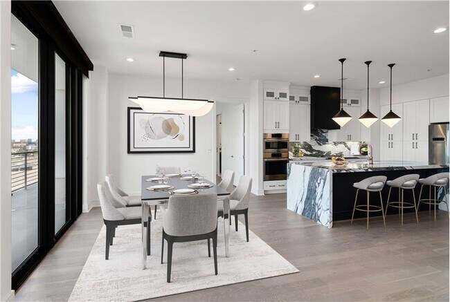 Building Photo - 3201 McKinney Ave