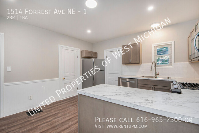 Building Photo - Available Now | 2 Bed 1 Bath Apartment in ...