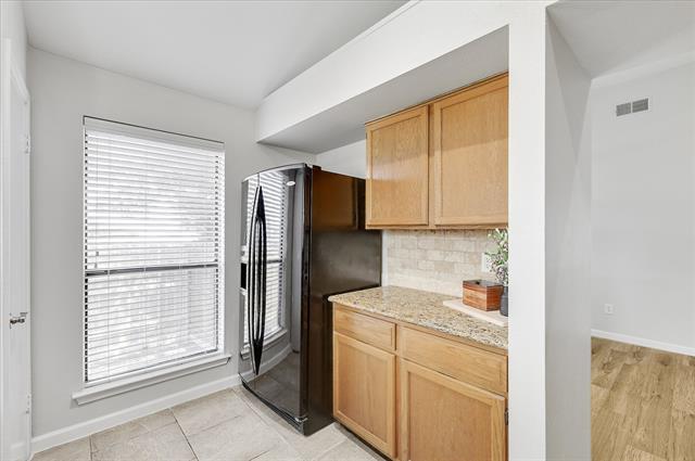 Building Photo - 1501 Springaire Ln