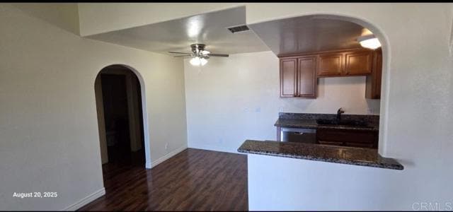 Building Photo - 1910 Avenida Del Mexico