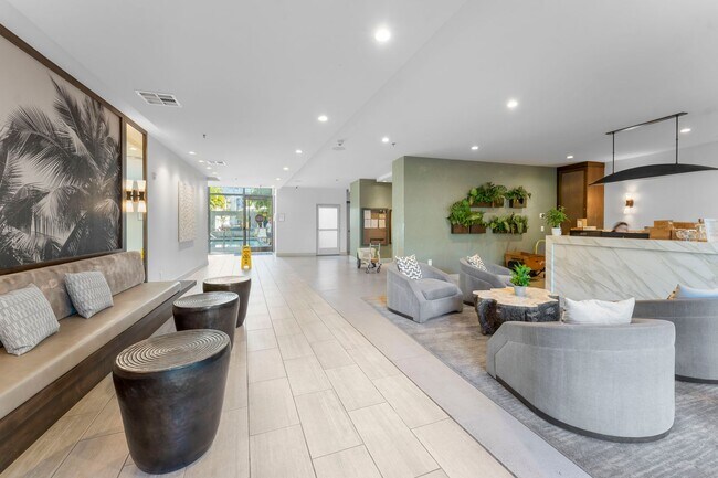 Building Photo - March Move-in Special!!! Downtown Cortez Hill Junior Studio | Pool, Parking & Modern Finishes