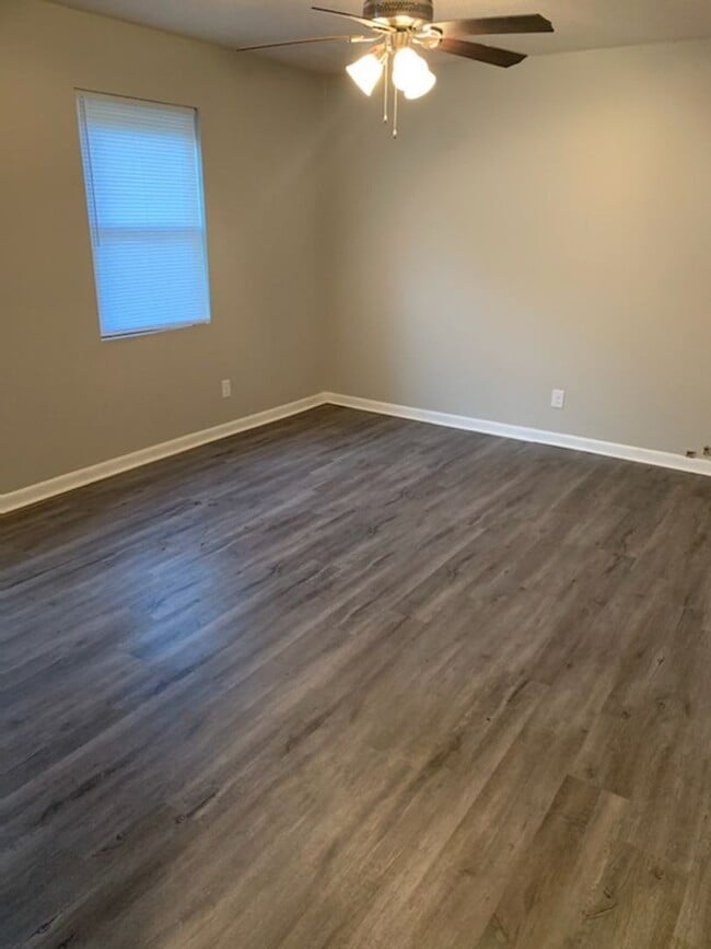 Building Photo - Coming Soon!