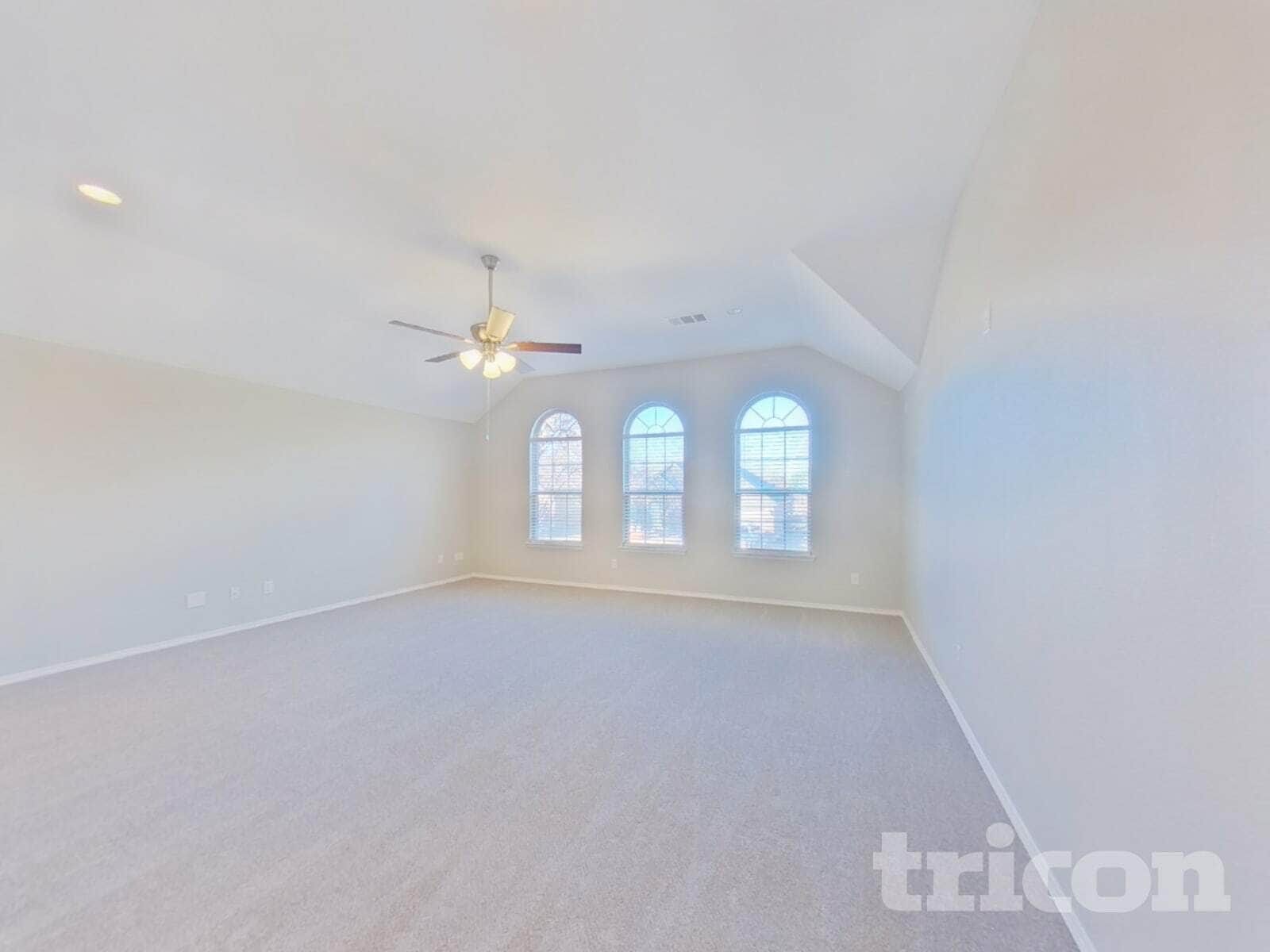 Building Photo - 10309 Bradshaw Dr