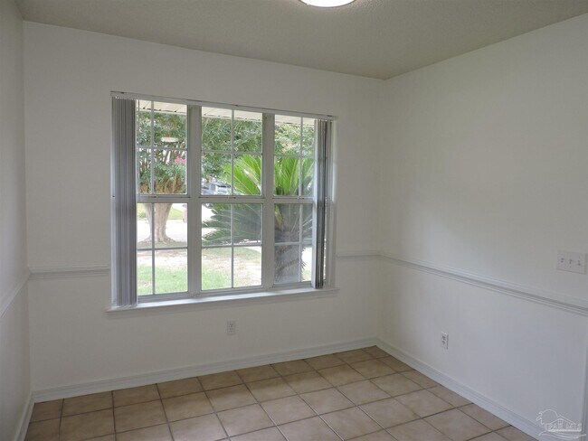 Building Photo - 6340 Summer Lakes Ln