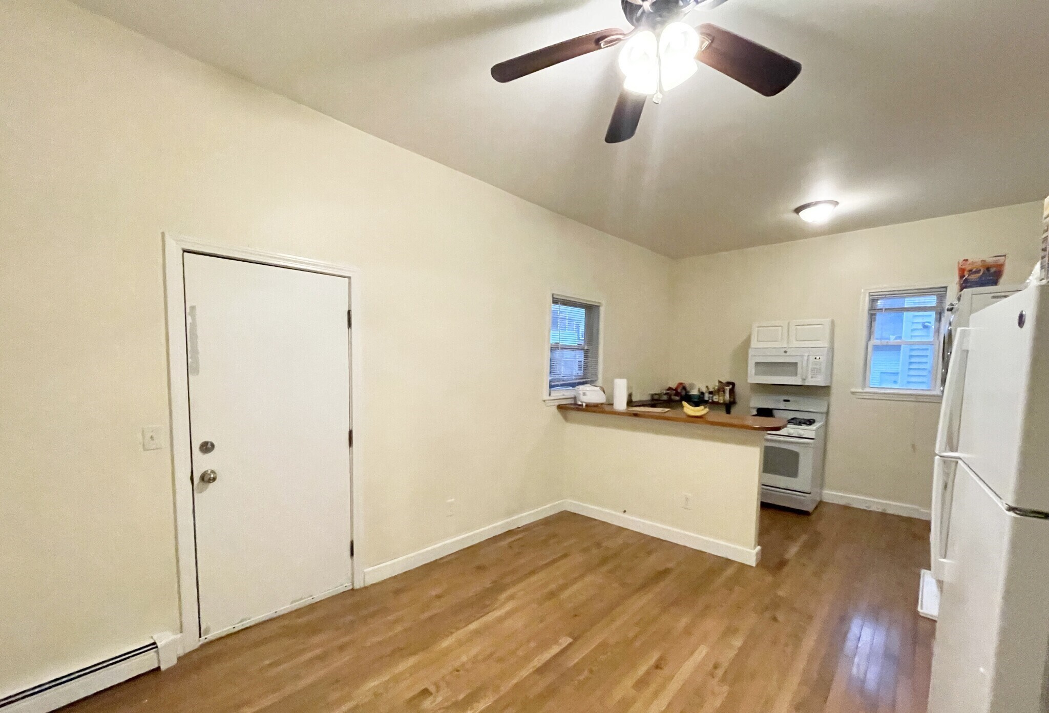 Building Photo - 29 Spring Garden St