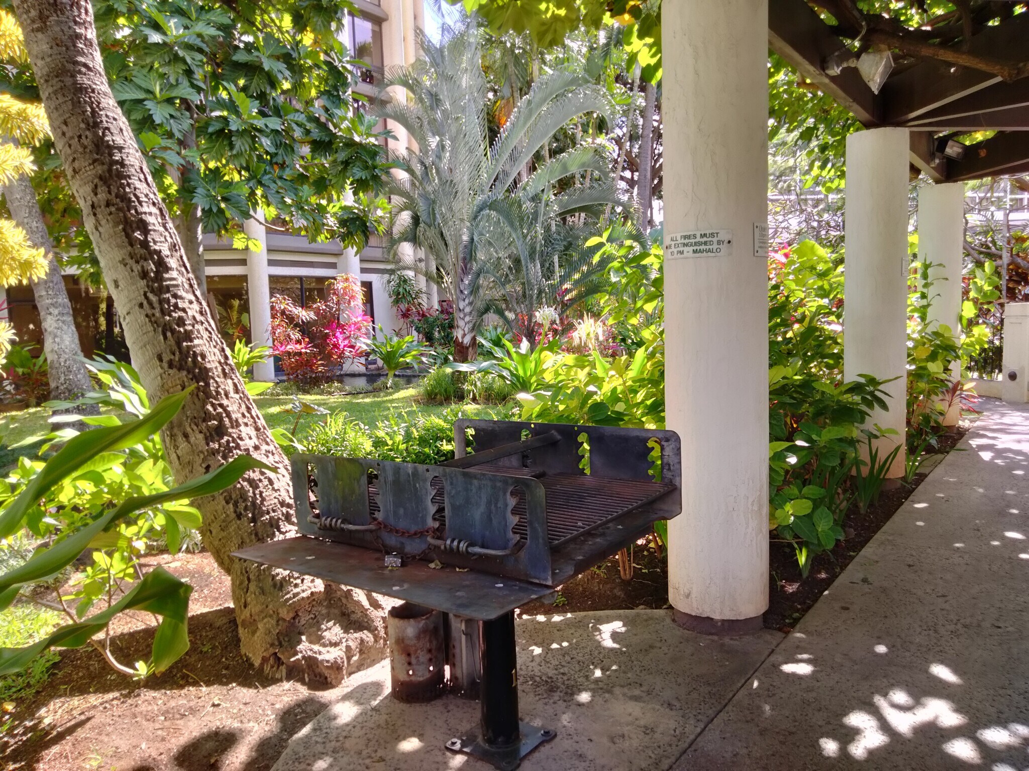 Gardens & Bar-B-Q 2 - 300 Wai Nani Way