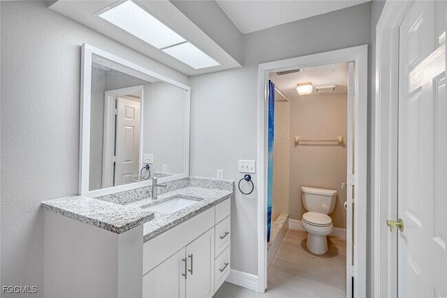 Building Photo - 15206 Parkside Dr