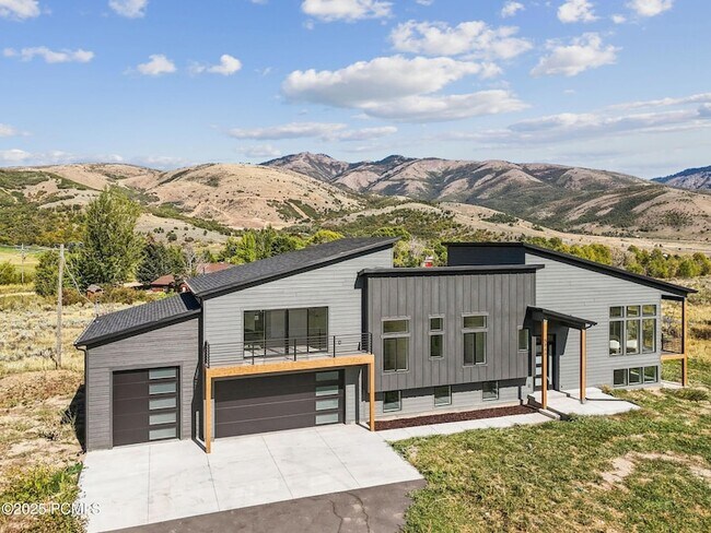 Building Photo - 5866 N Fork Rd