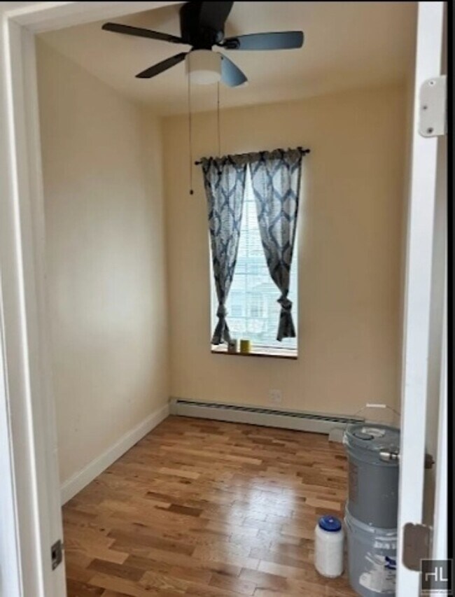 Building Photo - Explore East New York: Charming 3-Bedroom ...