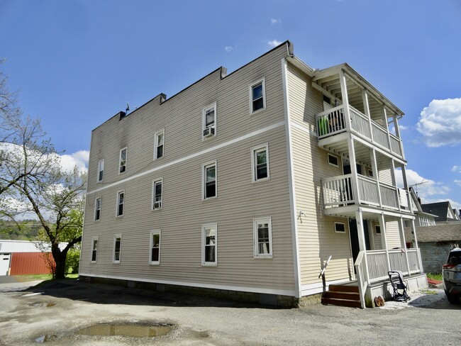 Building Photo - 280 Park Ave