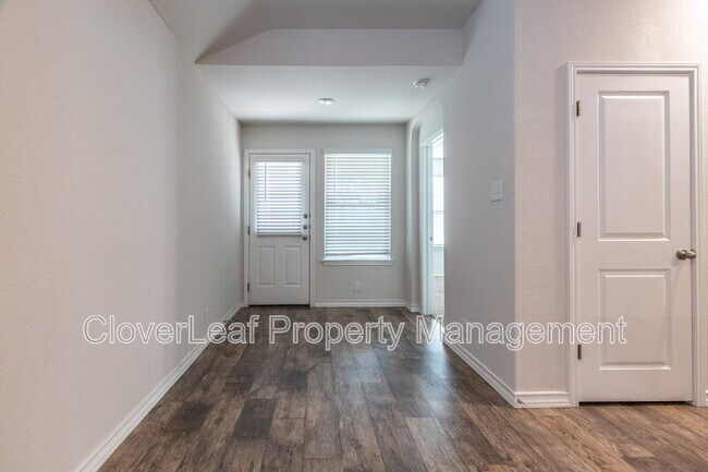 Building Photo - 22142 Pivot Point