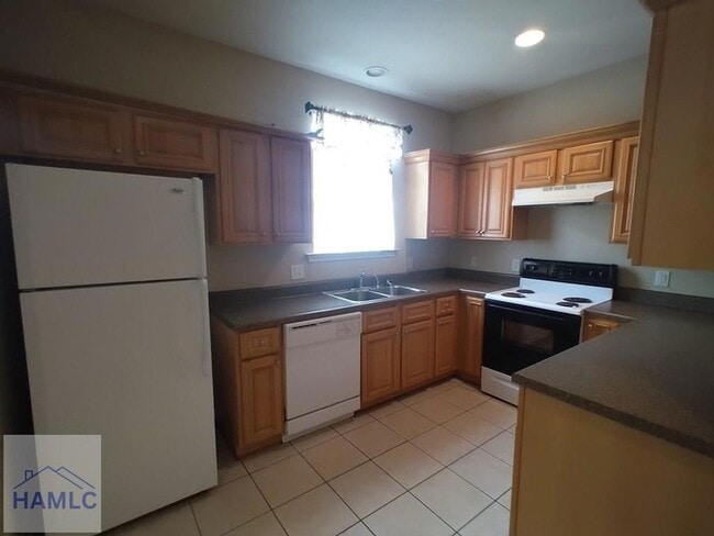 Building Photo - 114 Governors Blvd