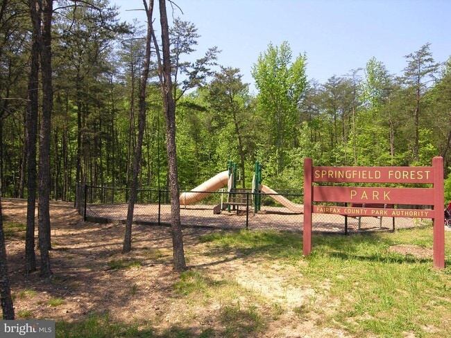 Building Photo - 6652 Debra Lu Way