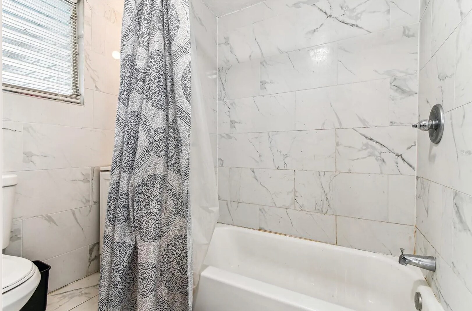 Building Photo - 1414 17th St W