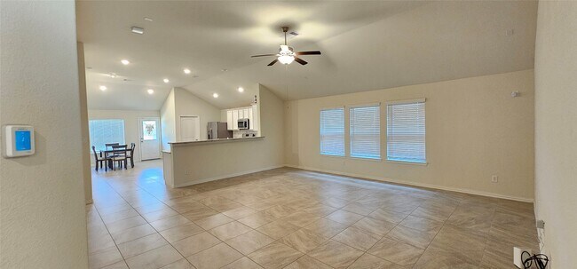 Building Photo - 8918 Beacon Mill Dr