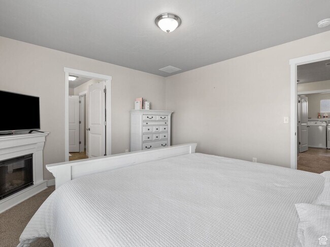 Building Photo - 3 Bedroom Townhome  in Pleasant Grove for Rent!