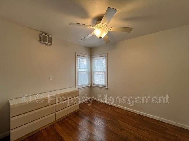 Building Photo - 2524 57th St