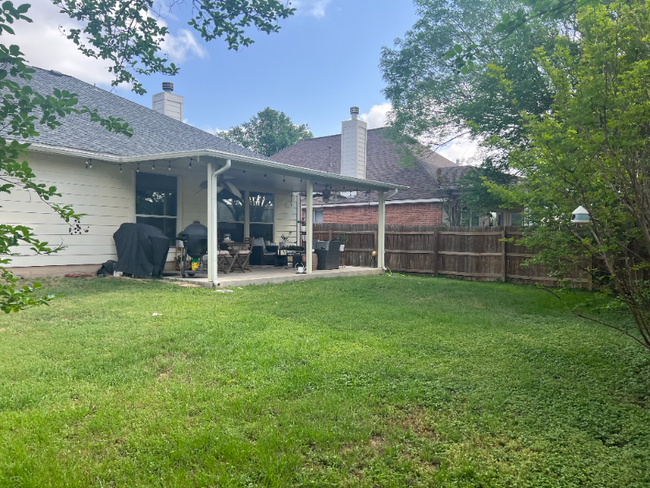 Building Photo - 4405 S Summercrest Loop