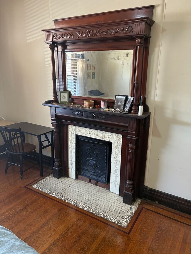 Building Photo - 319