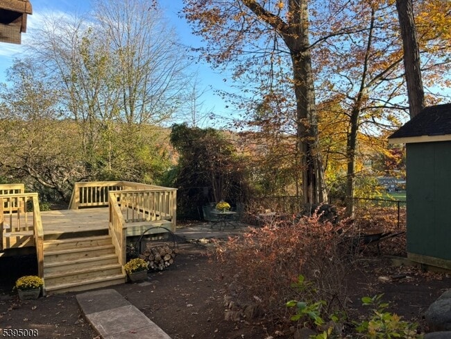 Building Photo - 251 Cupsaw Dr