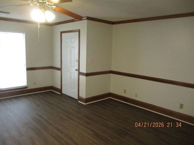 Building Photo - 103 Acacia Ct