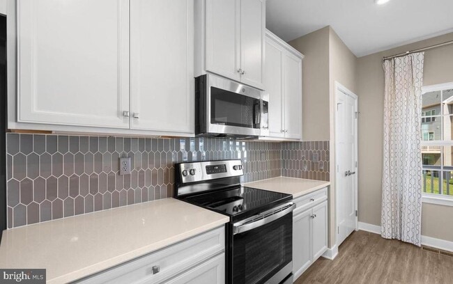 Building Photo - 100 Bethlehem Pl