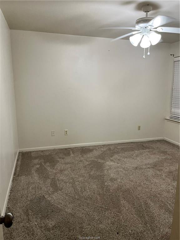 Building Photo - 905 Balcones Dr