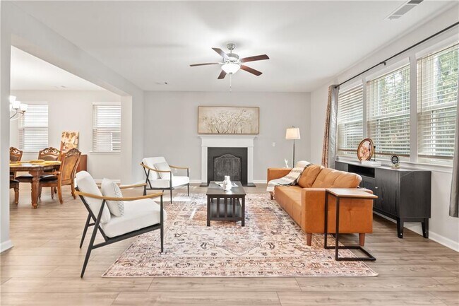 Building Photo - 4437 Waxwing St