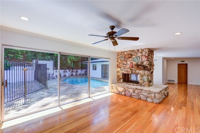 Building Photo - 2740 Hutton Dr