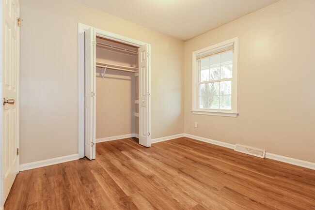 Building Photo - Great home in Summerville!