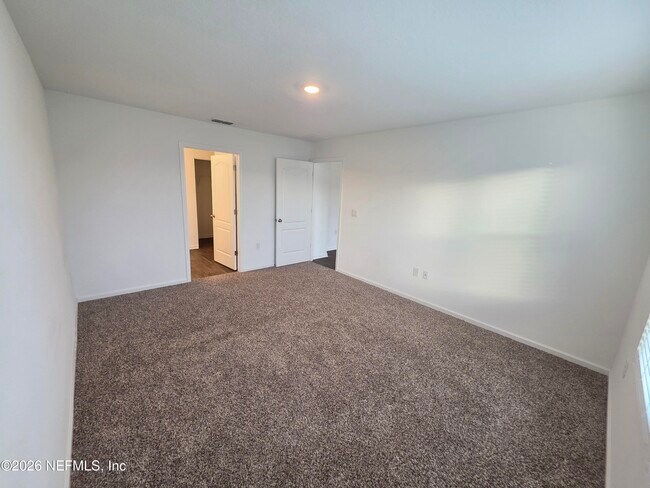 Building Photo - 2885 Oak Stream Dr