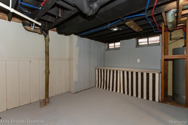 Building Photo - 8501 Northfield Blvd