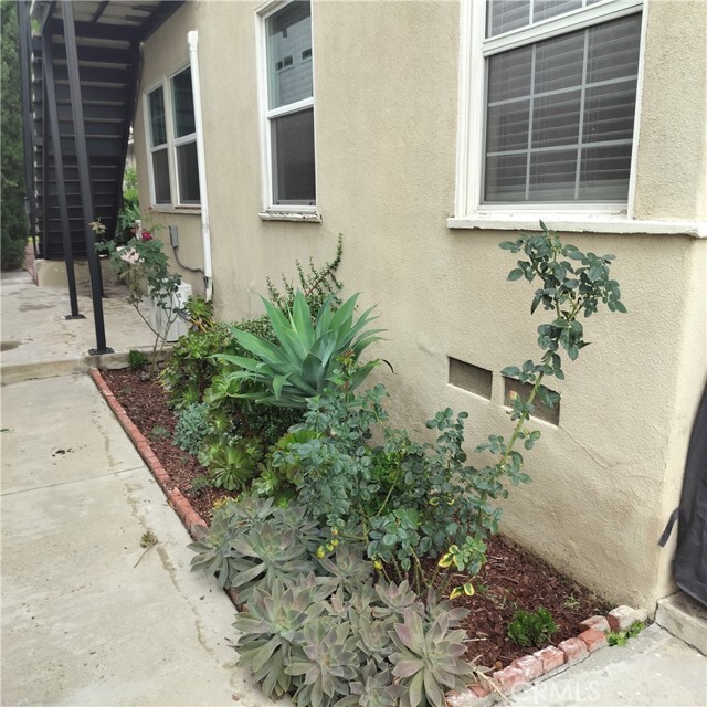 Building Photo - 1018 Spazier Ave